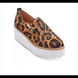 Woman DKNY Bari Leopard Platform Sneaker
